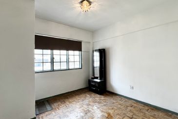 Apartment Taman Miharja Fasa 2 Cheras KL