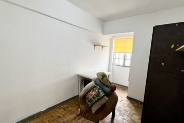 Apartment Taman Miharja Fasa 2 Cheras KL