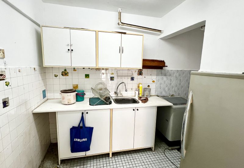 Apartment Taman Miharja Fasa 2 Cheras KL