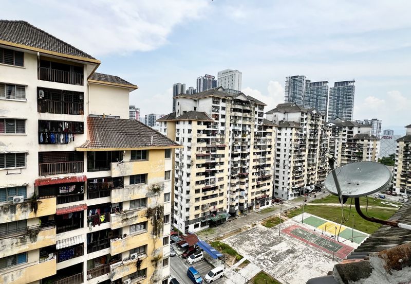 Apartment Taman Miharja Fasa 2 Cheras KL