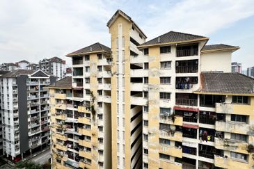 Apartment Taman Miharja Fasa 2 Cheras KL