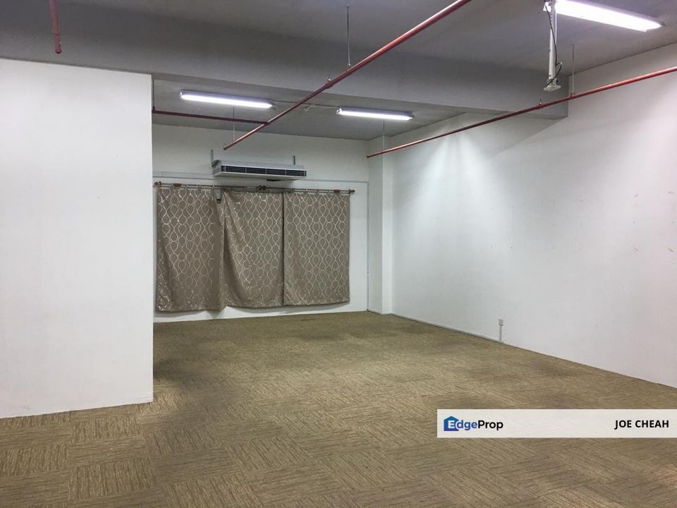 Partial Furnished Office 1,705 sq ft, Selangor, Puchong