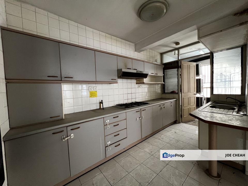 Scots Tower Mid Floor With Good View, Kuala Lumpur, Mont Kiara