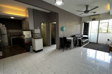 Pangsapuri Putra Impian, Taman Pinggiran Putra