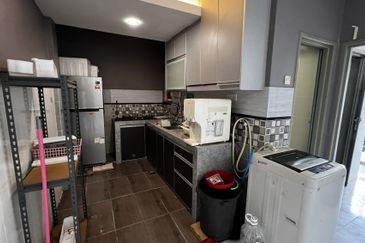 Pangsapuri Putra Impian, Taman Pinggiran Putra