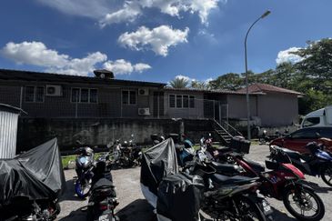 Pangsapuri Putra Impian, Taman Pinggiran Putra