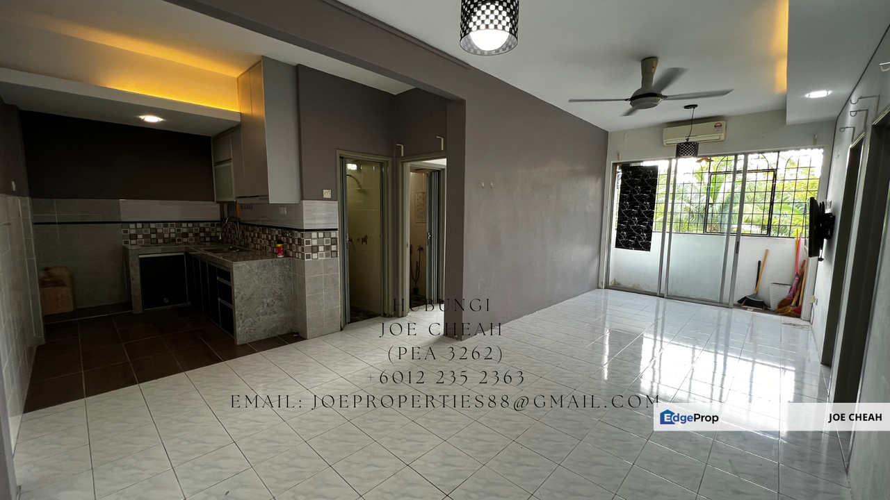 Pangsapuri Putra Impian, Seri Kembangan Renovated Next To MRT RM225K , Selangor, Seri Kembangan