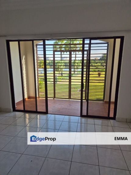 Cyber Heights Villa, Cyberjaya,3 rooms unit Ground floor , Sale Rm550k, Selangor, Cyberjaya