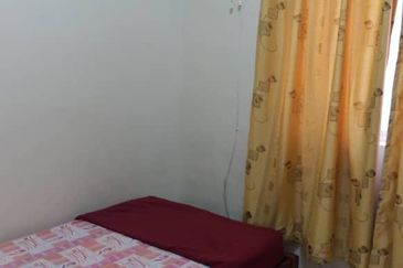 BUKIT MERAH LAKE TOWN