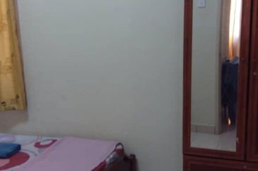 BUKIT MERAH LAKE TOWN