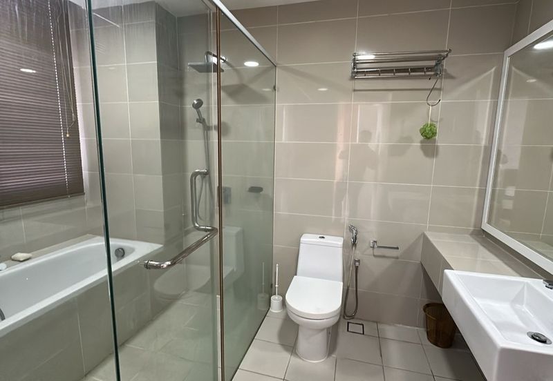 Mirage By The Lake Condominium