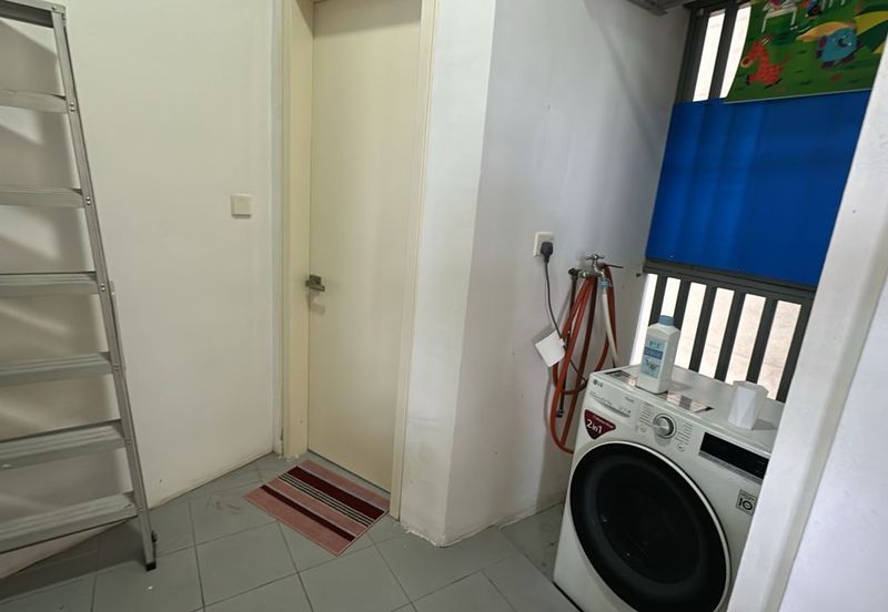 Mirage By The Lake Condominium