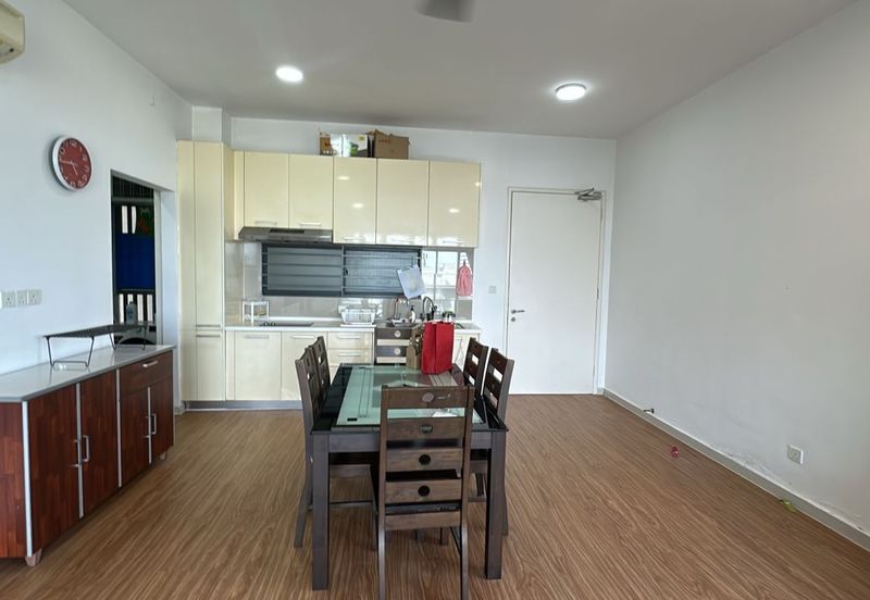 Mirage By The Lake Condominium