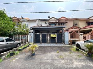 Full Loan Renovated Taman Jasmin, Kajang for Sale @RM580,000 By OMAR ...