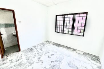 Iris Apartment, Taman Saujana Utama