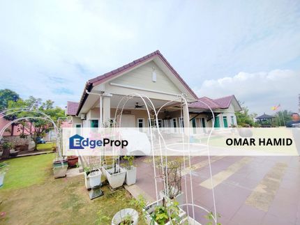 Taman Seri Budiman, Kajang Bungalow House For Sale, Selangor, Kajang