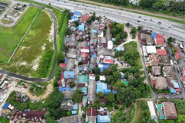 Pantai Dalam Kampung Kerinchi
