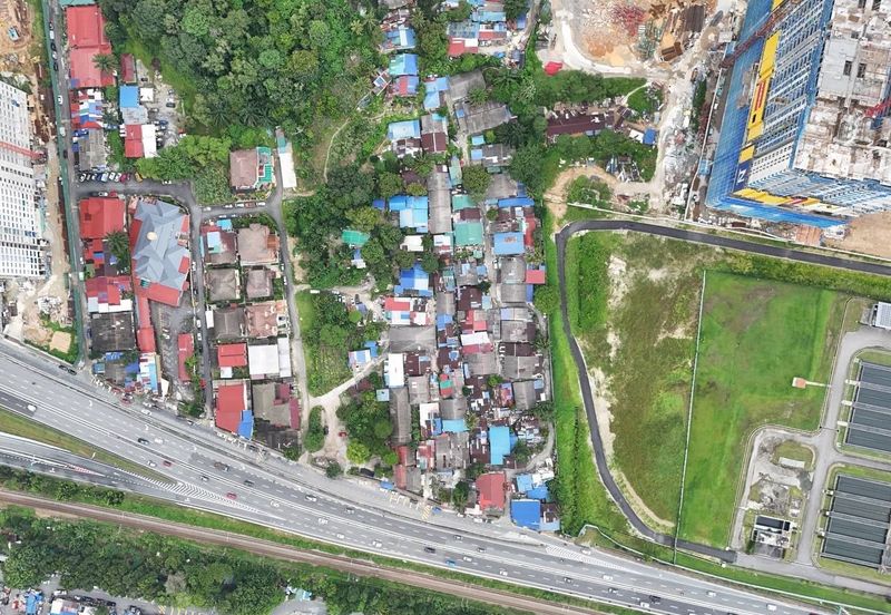 Pantai Dalam Kampung Kerinchi