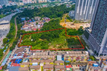 Kampung Pantai Dalam