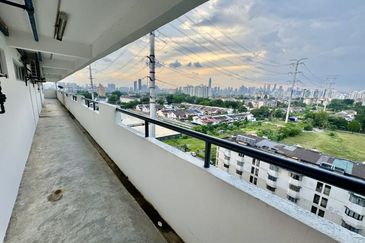 Taman Cahaya, Ampang