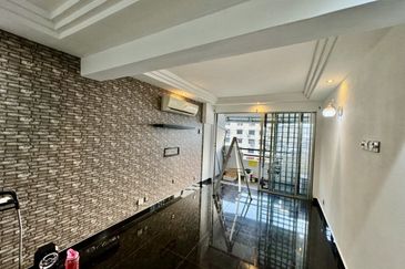 Taman Cahaya, Ampang