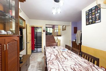 Taman Midah Townhouse