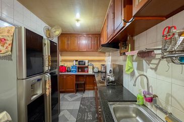 Taman Midah Townhouse