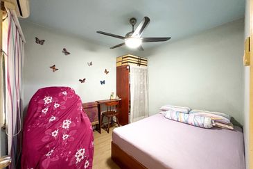 Taman Midah Townhouse