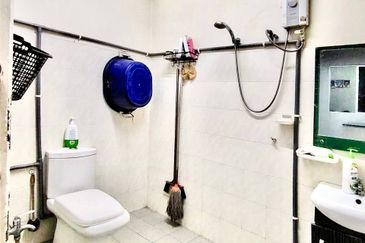 Jalan Bukit Cantik 2