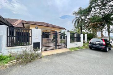 Taman Kota Warisan Permai