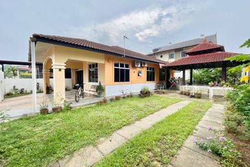 Taman Kota Warisan Permai