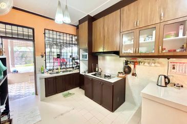 Taman Kota Warisan Permai