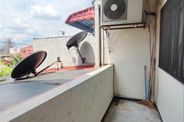 Jalan Bukit Cantik 2