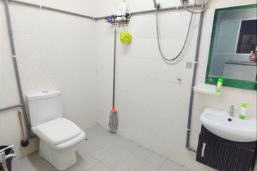 Jalan Bukit Cantik 2