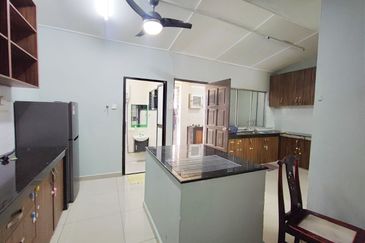 Jalan Bukit Cantik 2