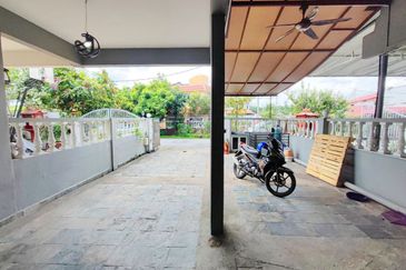 Jalan Bukit Cantik 2