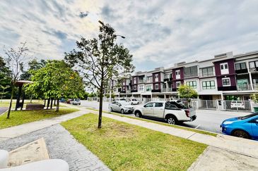 The Strata @ Bandar Puteri Bangi