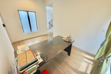 Parkfield Residences, Tropicana Heights