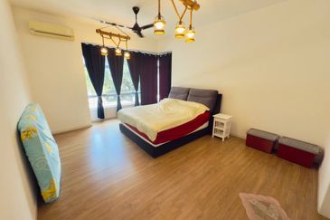 Parkfield Residences, Tropicana Heights