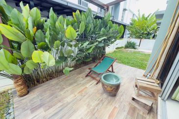 Parkfield Residences, Tropicana Heights