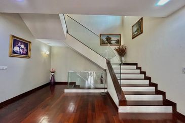 Bangi Lakehill Villas