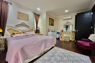 Bangi Lakehill Villas