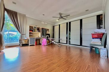 Bangi Lakehill Villas