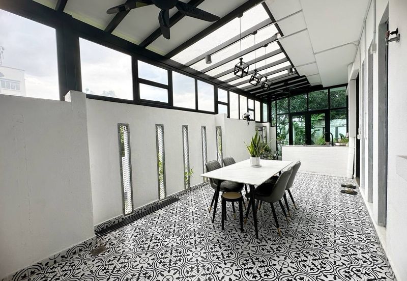 Bangi Lakehill Villas