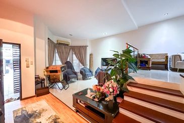 Jalan Bukit Antarabangsa 