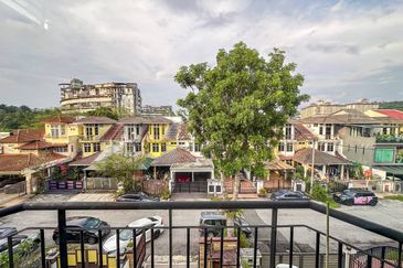 Jalan Bukit Antarabangsa 