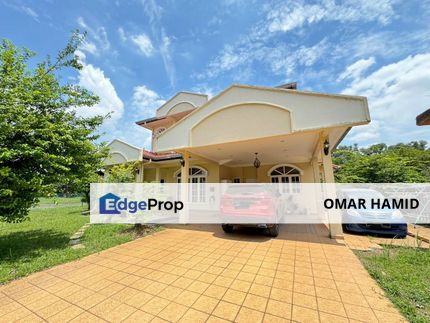 Bukit Jelutong, Shah Alam, Selangor Bungalow House For Sale, Selangor, Shah Alam