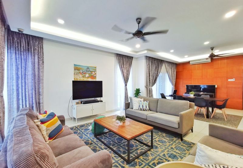 Perdana Lakeview East