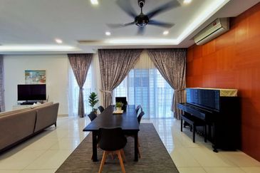 Perdana Lakeview East