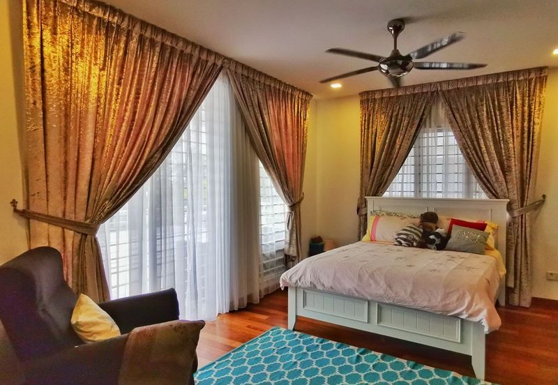 Perdana Lakeview East